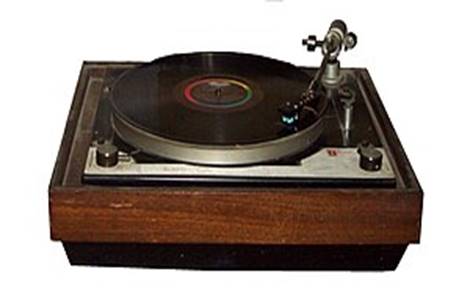 Tocadiscos_antiguo