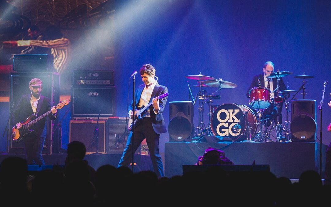 OK Go  «Here It Goes Again», (2006)