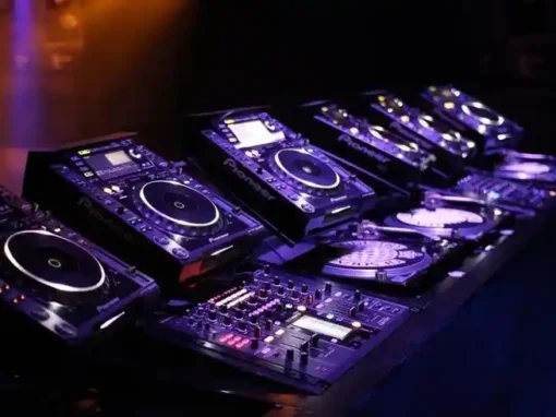 Las Mejores Mezcladoras para DJs en 2025 Las Mejores Mezcladoras para DJs en 2025
