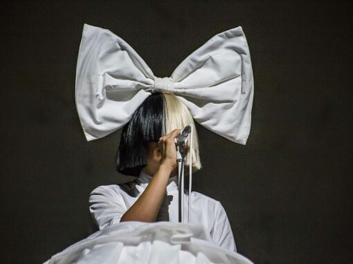 Sia «Chandelier» (2014) Sia «Chandelier» (2014)